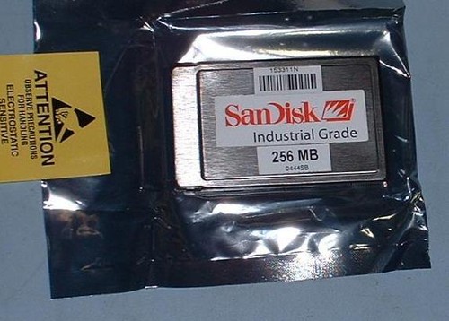 Scheda memoria flash - di,